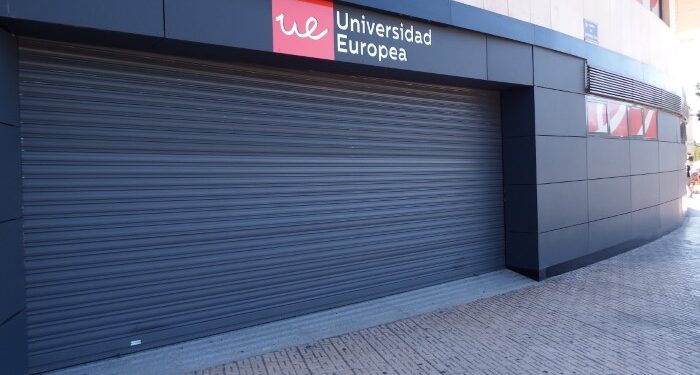 Universidad europea 4 - Front Panel